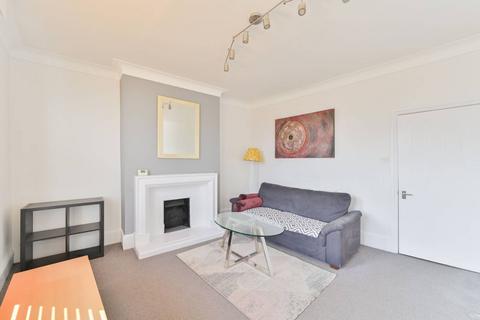 2 bedroom flat to rent, East Hill, Wandsworth Town, London, SW18
