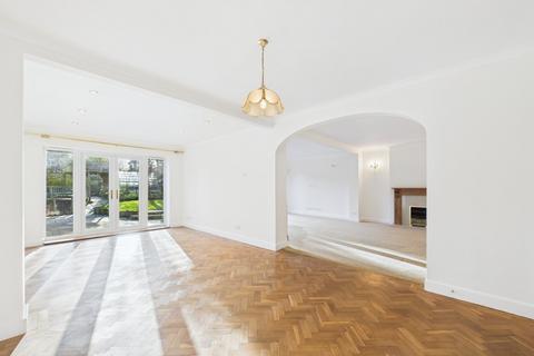 4 bedroom detached house to rent, White Hill, Chesham, Buckinghamshire, HP5
