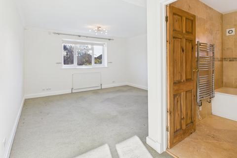 4 bedroom detached house to rent, White Hill, Chesham, Buckinghamshire, HP5