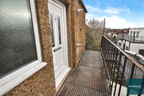 2 bedroom apartment to rent, Ballards Lane, Finchley, London, N3