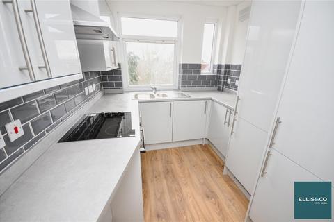 2 bedroom apartment to rent, Ballards Lane, Finchley, London, N3