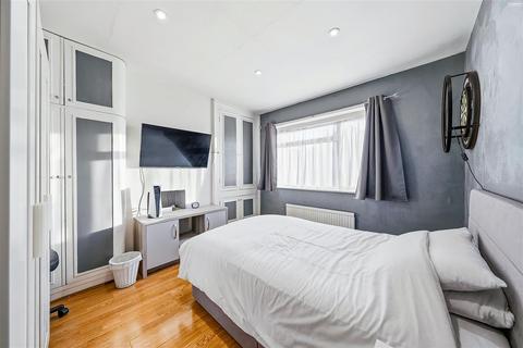 4 bedroom semi-detached house for sale, Dartford Road, Dartford