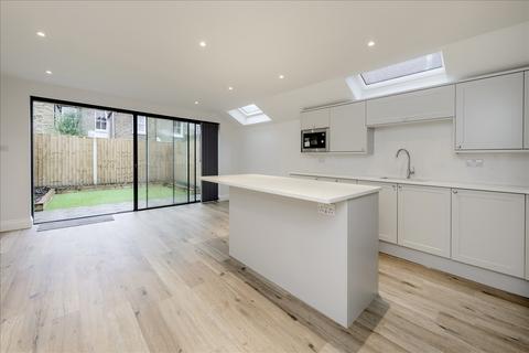 2 bedroom flat for sale, Roxwell Road, Ravenscourt Park W6