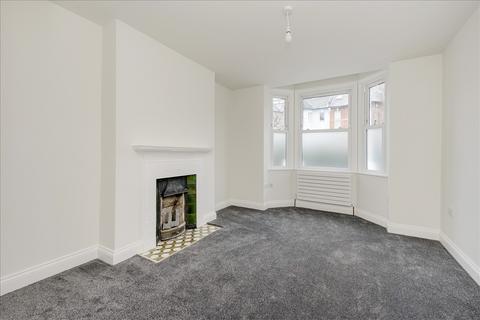 2 bedroom flat for sale, Roxwell Road, Ravenscourt Park W6