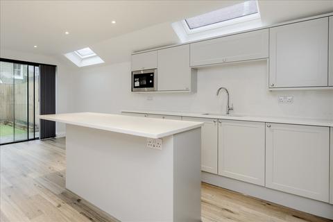 2 bedroom flat for sale, Roxwell Road, Ravenscourt Park W6