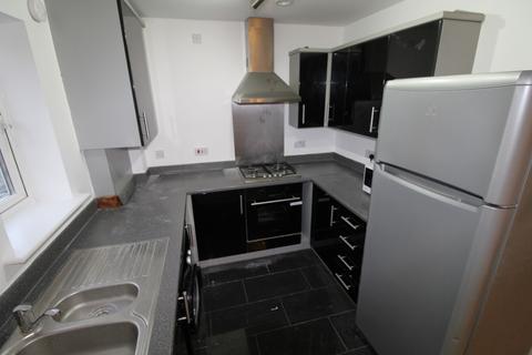 2 bedroom flat to rent, Eton House School Avenue, Basildon, Essex, SS15