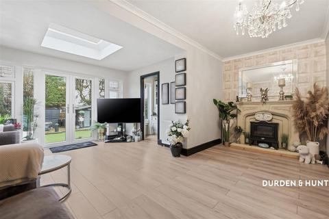 undefined, Wingletye Lane, Hornchurch, RM11