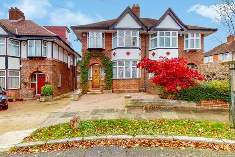 undefined, Pinner, Greater London HA5