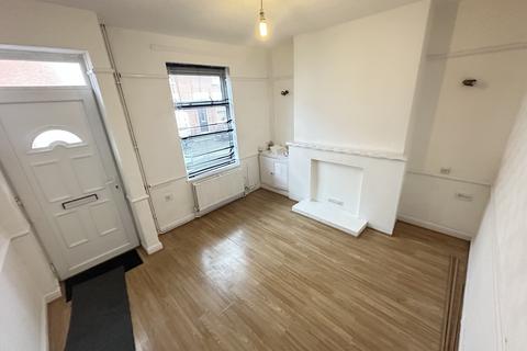 2 bedroom terraced house to rent, Rockhampton Street, Manchester, Lancashire, M18