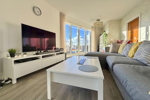 2 bedroom penthouse for sale, Sovereign Point, Bath