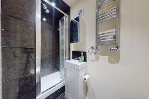 Studio to rent, Anson Road