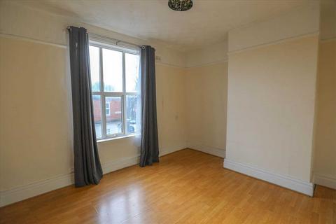 Studio to rent, Cannon St, Wellingborough