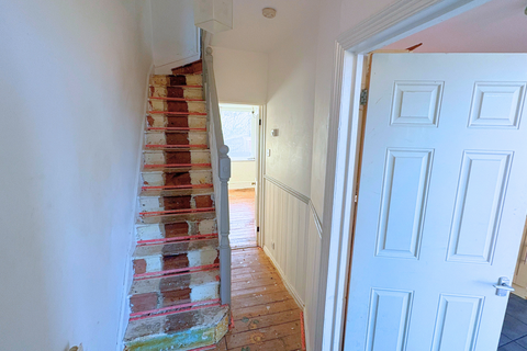 3 bedroom terraced house for sale, Innerbrook Road, Torquay TQ2