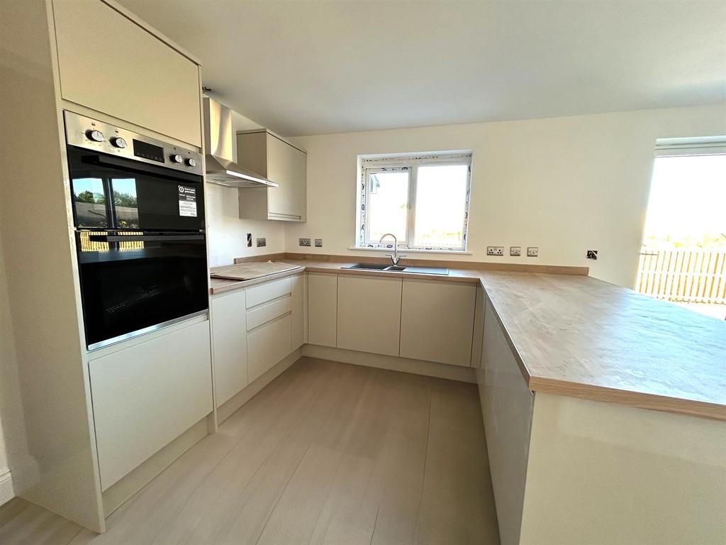 UG5m Tlc Pf Ee T2l Ka Lo ZOJw