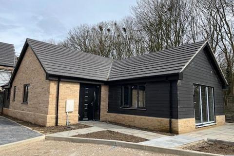 3 bedroom detached bungalow for sale, Town Field Close, Creeting St. Mary