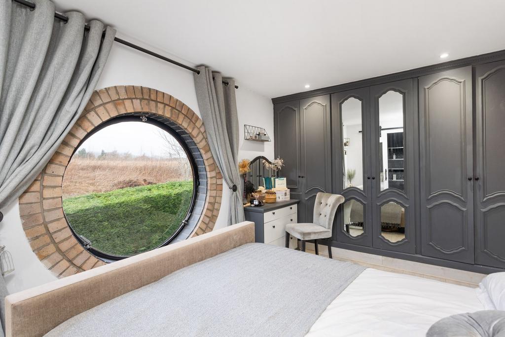 Master Bedroom and En-suite