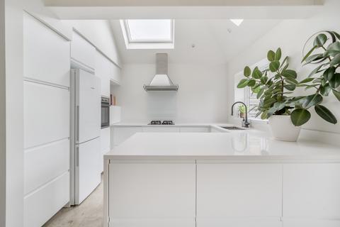undefined, New Road, Wormley, Godalming, GU8