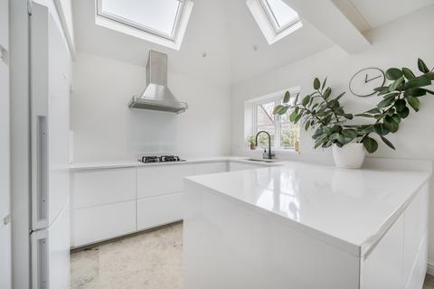 undefined, New Road, Wormley, Godalming, GU8