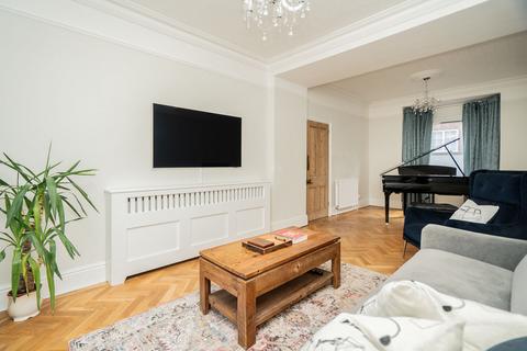 6 bedroom link detached house for sale, Milton Keynes MK17