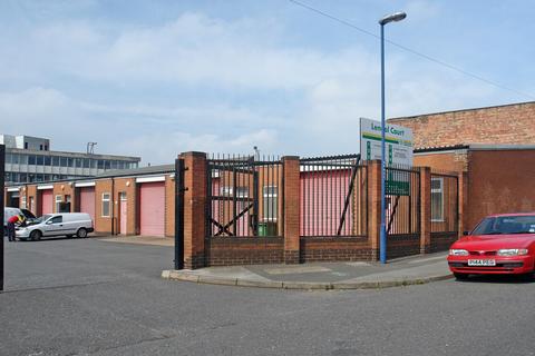 Industrial development to rent, Lendal Ct Nottingham NG7 4EZ