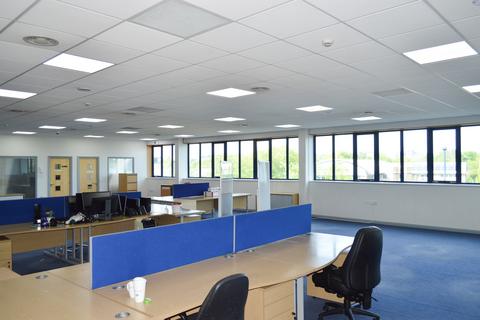 Warehouse to rent, Davy Av Milton Keynes MK5 8PB