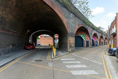 Industrial development to rent, Bermondsey Trading Estate London SE16 3LL