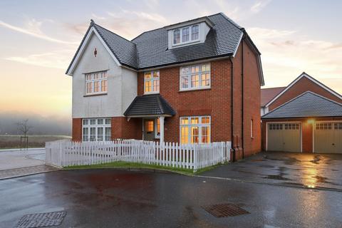 5 bedroom detached house for sale, Parker Drive, Langdon Hills, Basildon, Essex, SS16 5LG