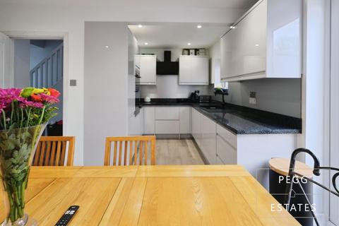 3 bedroom terraced house for sale, Daison Crescent, Torquay