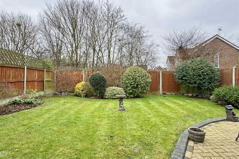 4 bedroom detached house for sale, Shelduck Crescent, Great Notley, Braintree