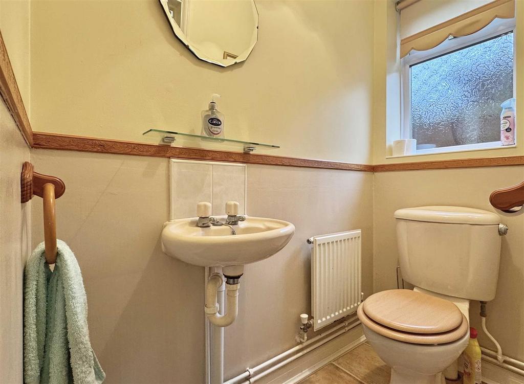 Cloakroom.jpg