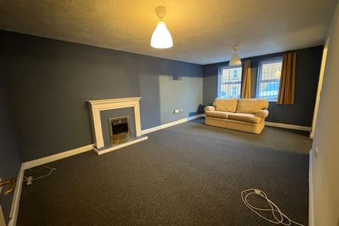 2 bedroom flat to rent, Steven Close, Chatham, ME4