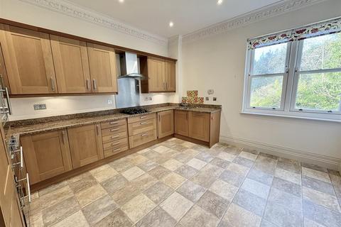 2 bedroom flat for sale, Gaudick Road, Eastbourne