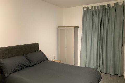 Studio to rent, Flat 2, London W10