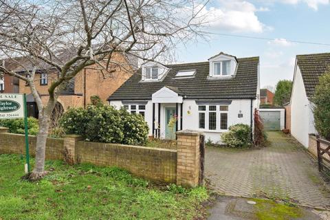 4 bedroom detached house for sale, Stagsden Road, Bromham