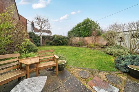 4 bedroom detached house for sale, Stagsden Road, Bromham