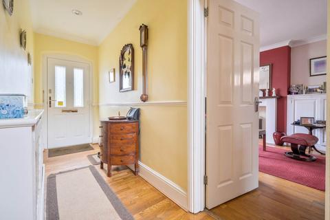 4 bedroom detached house for sale, Stagsden Road, Bromham