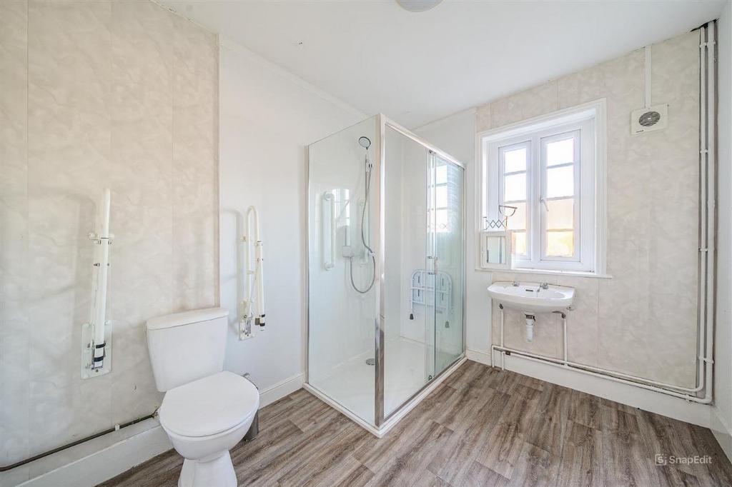 Uppincott edited bathroom.jpg