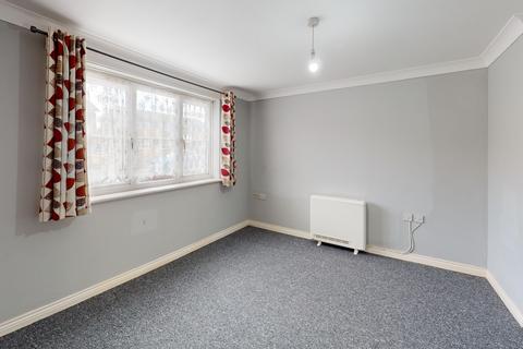 undefined, Garner Court, Tilbury , RM18
