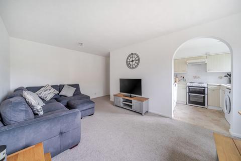 1 bedroom flat for sale, Shepperton Court Drive, Shepperton, TW17