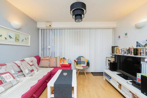 2 bedroom flat to rent, Ralph Jackson House, 331 Romford Road, E7
