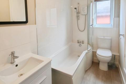 2 bedroom end of terrace house to rent, Skenfrith Place, Warndon Villages