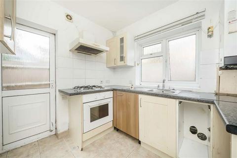 2 bedroom flat for sale, Becklow Road, London W12