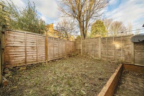 2 bedroom flat for sale, Becklow Road, London W12