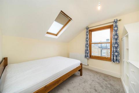 5 bedroom house to rent, Gaskarth Road, London SW12