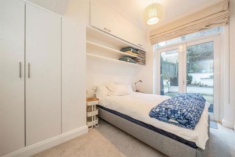 2 bedroom flat to rent, Maclise Road, London W14