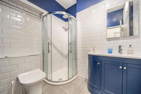 2 bedroom flat to rent, Maclise Road, London W14