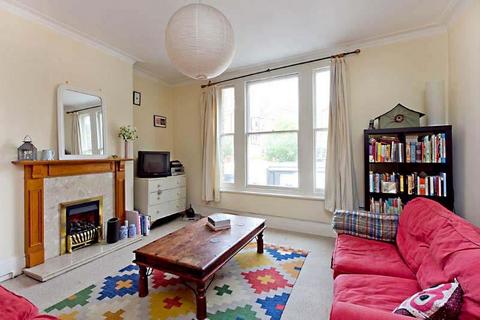 2 bedroom maisonette to rent, Mill lane, West Hampstead, London NW6