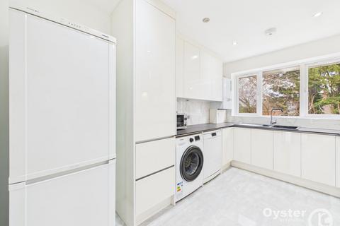 3 bedroom flat to rent, White House Drive, Stanmore, HA7