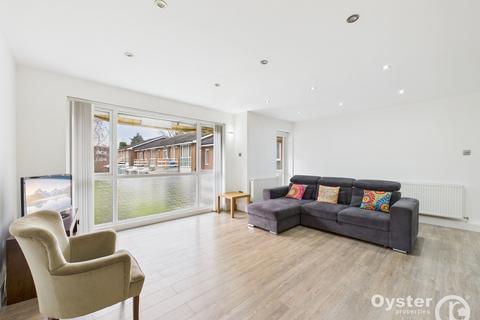 3 bedroom flat to rent, White House Drive, Stanmore, HA7