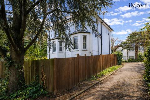 2 bedroom flat for sale, South Vale, London SE19